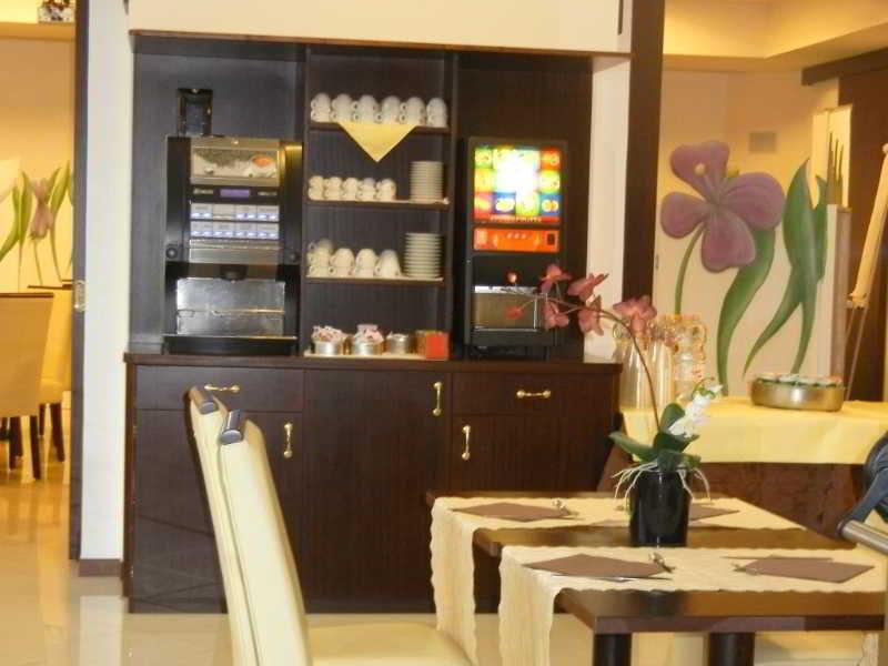 Hotel Sonia Aquilinia Bagian luar foto