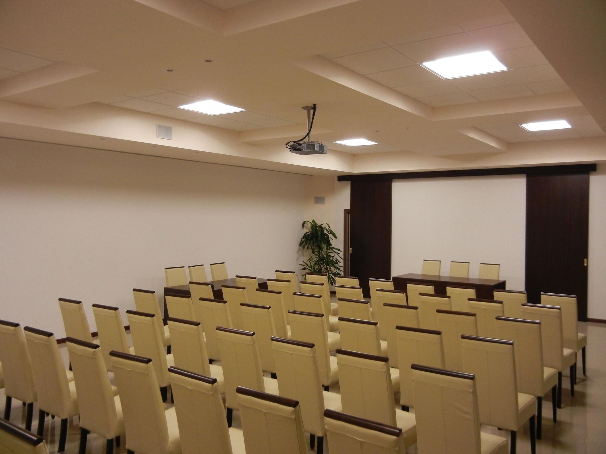 Hotel Sonia Aquilinia Bagian luar foto